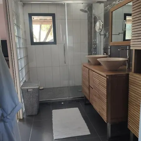 Chalet Grand Chalet 90m2 A 5mt De L'ocean Avec Jacuzzi *